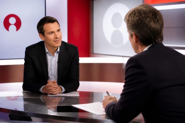 Rencontre-exclusive-avec-Edouard-Geffray-son-entretien-televise-sur-Linternaute.com_-640x427 Kate Middleton célèbre les héros du quotidien avec une élégance audacieuse - AsatuNews.co.id