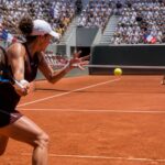 roland-garros 2026 : madison keys rencontre diana shnaider en huitièmes de finale ce lundi 1er juin pour une confrontation intense sur la terre battue parisienne.