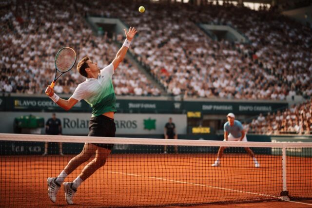 VIDEO.-18-de-finale-messieurs-Flavio-Cobolli-au-service-de-Zachary-Svajda-Roland-Garros-France-TV-640x427 À 44 ans, la légende Serena Williams s'apprête à ressaisir sa raquette pour un retour sensationnel