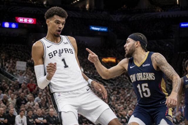 Wembanyama-remis-a-sa-place-par-Alvarado-BasketSession.com_-640x427 Équateur vs Allemagne : Suivez le duel en direct de la Coupe du Monde du 25 juin 2026