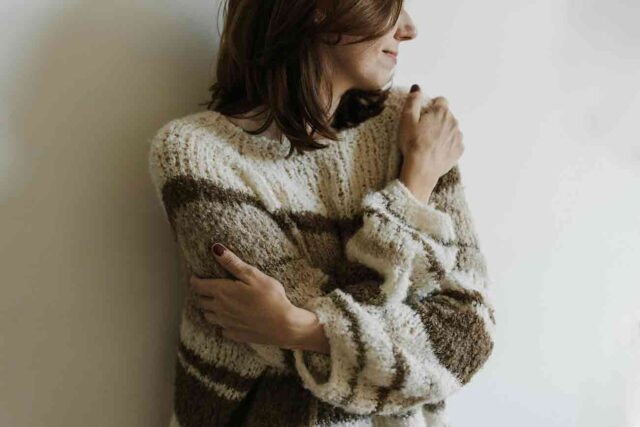 tenues-cocooning-confort-style-maison-640x427 Complexes partagés : « Des filles me disaient ‘Avec ta taille, je ne pourrais pas ! Imagine, vouloir porter des talons, ce serait ridicule’ »
