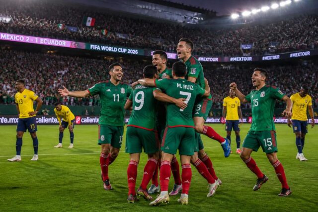 Coupe-du-Monde-2026-Le-Mexique-elimine-lEquateur-et-continue-son-chemin-vers-la-gloire-Foot-National-640x427 Le PSG prépare l'avenir : un match amical programmé face à Manchester United pour la saison prochaine