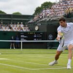 suivez en direct les matchs de mannarino et jeanjean lors de la clôture du 2e tour du tournoi de wimbledon à londres. retrouvez toutes les actions, scores et analyses en temps réel.