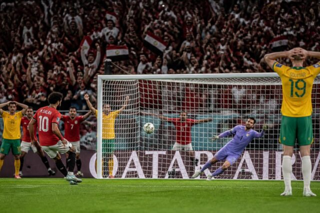Elimination-spectaculaire-de-lAustralie-Salah-reussit-un-Panenka-memorable-et-lEgypte-assure-sa-place-en-huitiemes-de-la-Coupe-du-Monde-2026-apres-un-penalty-historique-640x427 Joaquín Panichelli révèle enfin l’identité de son héros footballistique