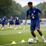 à trois jours du quart de finale crucial contre le maroc, aurélien tchouaméni reste absent de l'entraînement collectif de l'équipe de france, suscitant des inquiétudes sur sa disponibilité.