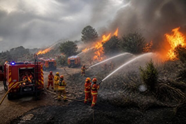 Incendies-a-Rognac-et-Lancon-Plus-de-200-pompiers-en-intervention-pour-maitriser-les-flammes-640x427 EN DIRECT