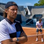 lucas pouille, désormais coach d'arthur rinderknech, reconnaît ses limites avant le match contre djokovic : « je ne suis pas le mieux placé pour préparer ce match ». découvrez son avis et les enjeux de cette confrontation sur we love tennis.