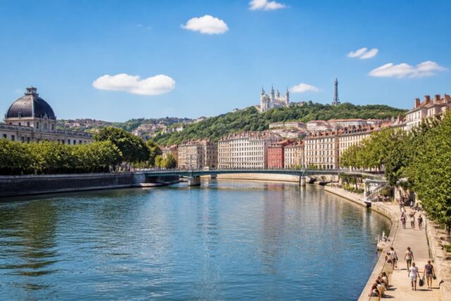 Lyon-Apercu-detaille-des-conditions-meteorologiques-du-mercredi-1er-juillet-2026-Meteocity-640x427 Mondial Relay réduit le temps d'attente : vos colis disponibles en seulement cinq jours !