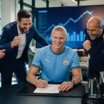 manchester city réalise un transfert historique en dépassant le record précédent détenu par jack grealish, marquant un tournant majeur dans le football.