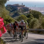 découvrez montjuic, la colline emblématique du tour de france qui fait vibrer les passionnés de cyclisme avec ses paysages spectaculaires et son histoire légendaire.
