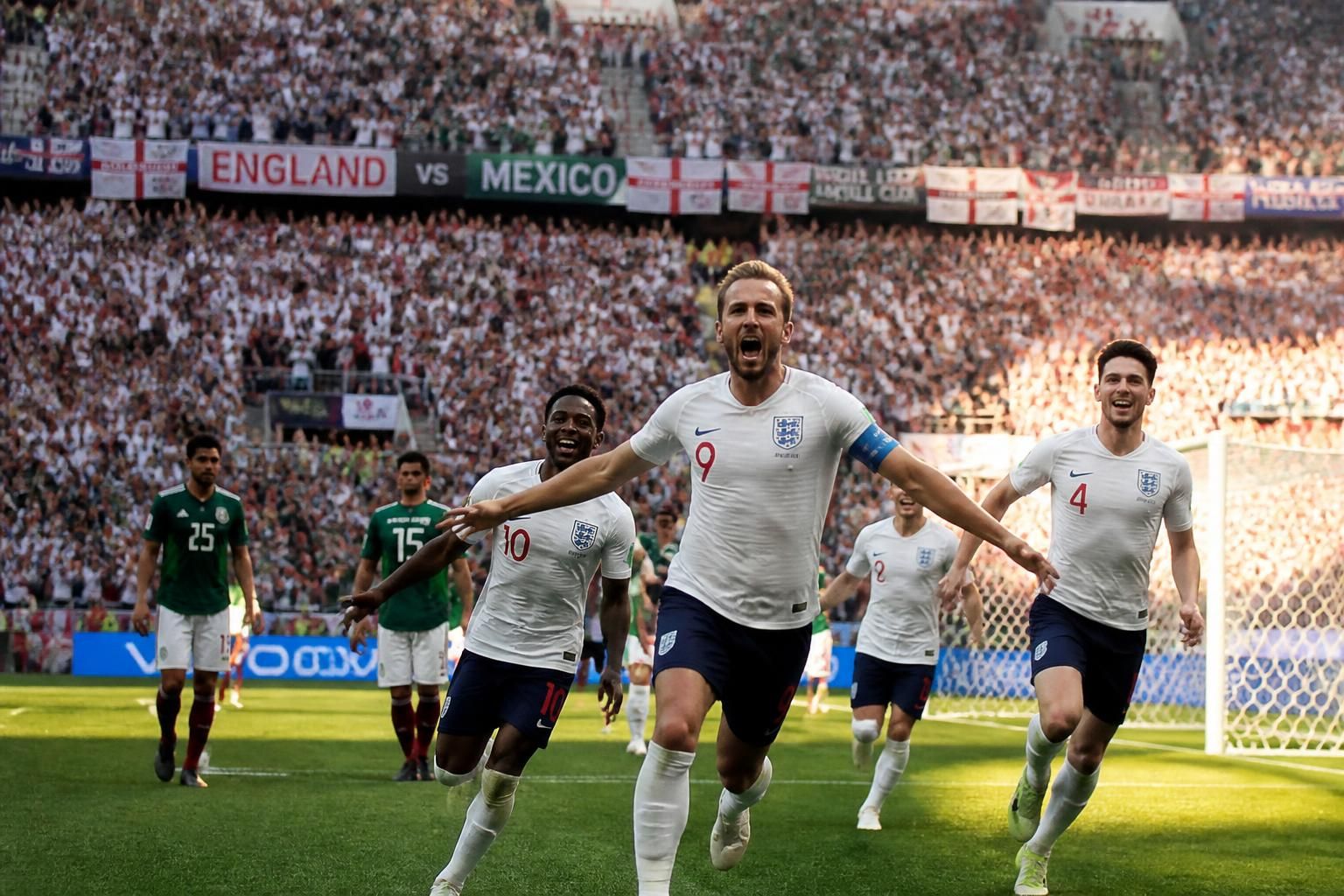 revivez les moments forts et les buts décisifs de la victoire de l'angleterre contre le mexique en 8e de finale de la coupe du monde grâce à notre vidéo exclusive.