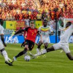 suivez en direct la coupe du monde 2026 avec le match belgique vs sénégal, où de cuyper manque de peu l'égalisation dans une rencontre intense et palpitante.