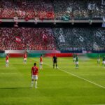découvrez l'heure du coup d'envoi et les compositions des équipes pour le match wydad casablanca vs uts rabat en botola pro. suivez toutes les infos en direct.