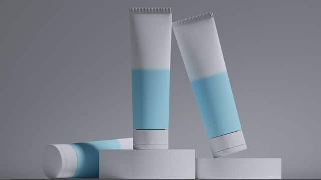 plastic-tube-packaging-ecommerce-retails-640x360 Affaire Patrick Bruel : La présidente de MeToo Media loue la posture exemplaire du maire de Chartres